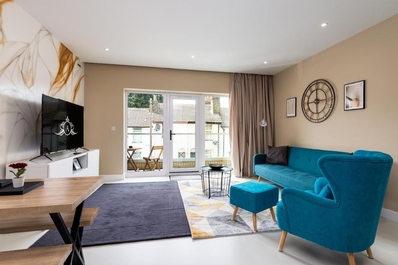 Professional Comfort - Long Stay Deals - Apartment 4 ジリンガム エクステリア 写真